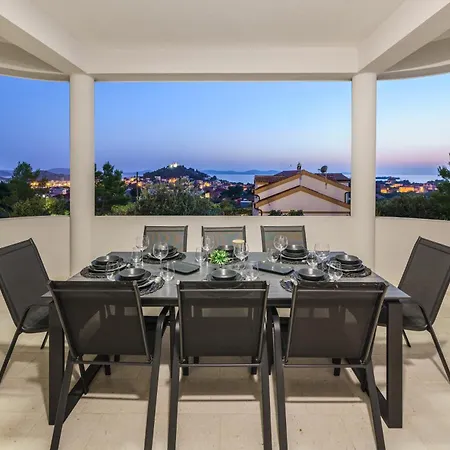 Pearl Villa