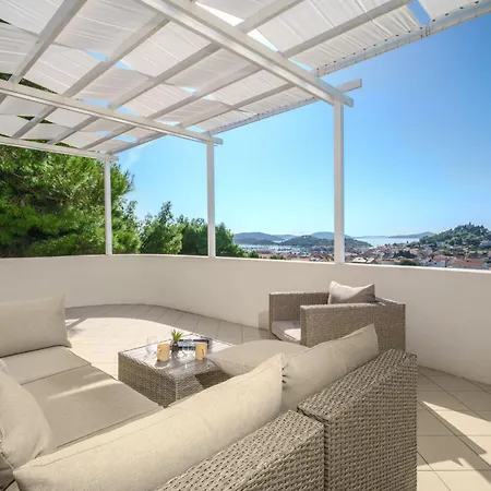 Vila Pearl *