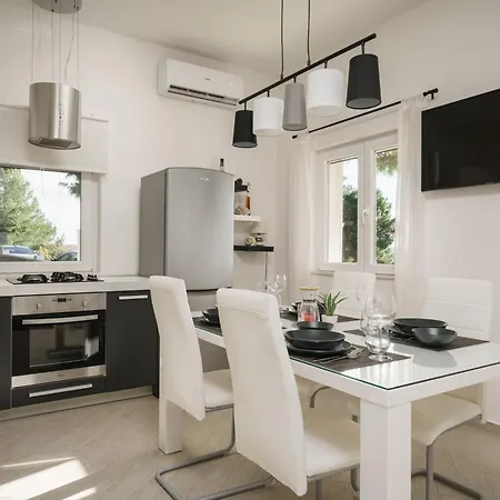 Pearl Tribunj (Sibenik-Knin)